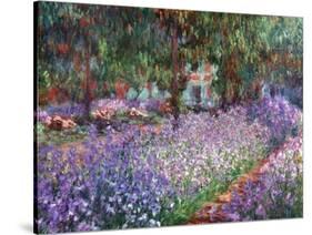 Monet: Giverny, 1900-Claude Monet-Stretched Canvas
