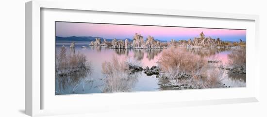 Mono Lake Sunset-Alain Thomas-Framed Photographic Print
