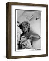 Monroe, Marilyn, 9999-null-Framed Art Print