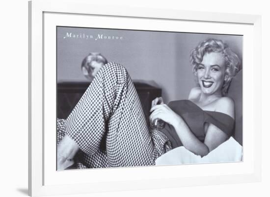 Monroe, Marilyn, 9999-null-Framed Premium Giclee Print