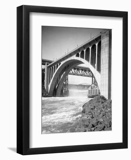 Monroe Street Bridge, Spokane River, Spokane, 1916-null-Framed Giclee Print