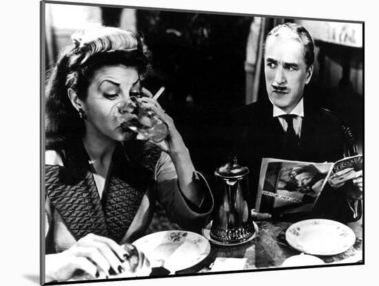 Monsieur Verdoux, Martha Raye, Charlie Chaplin, 1947-null-Mounted Photo