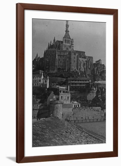 Mont saint Michel-null-Framed Giclee Print