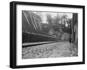 Montmartre-null-Framed Giclee Print