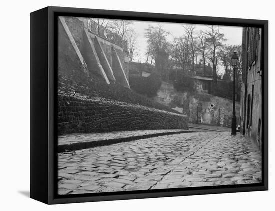 Montmartre-null-Framed Stretched Canvas