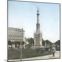 Monument to Christopher Columbus (Around 1451-1506)-Leon, Levy et Fils-Mounted Photographic Print