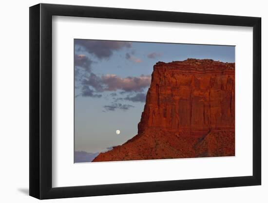 Monument Valley, Arizona-Paul Souders-Framed Photographic Print