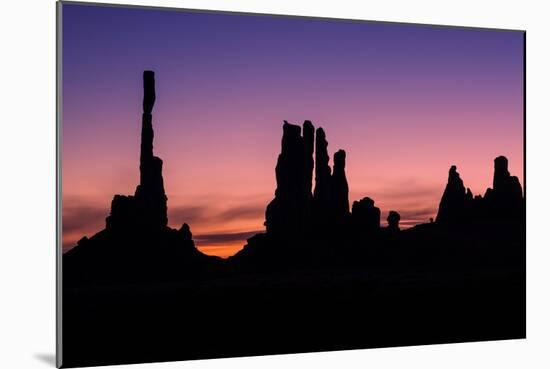 Monuments of the Valley at Dawn, Arizona-Vincent James-Mounted Photographic Print