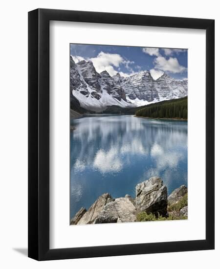 Moraine Lake in Fall with Fresh Snow, Banff Nat'l Park, UNESCO World Heritage Site, Alberta, Canada-James Hager-Framed Photographic Print