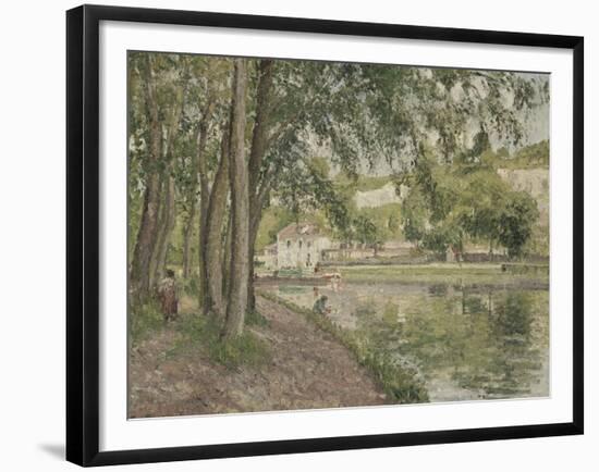 Moret, le canal du Loing (Seine et Marne) ou Chemin de halage à Saint Mammès-Camille Pissarro-Framed Giclee Print