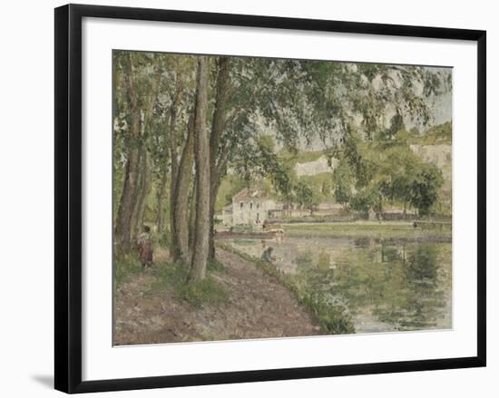 Moret, le canal du Loing (Seine et Marne) ou Chemin de halage à Saint Mammès-Camille Pissarro-Framed Giclee Print