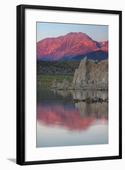 Morning Light at Mono Lake, California-Vincent James-Framed Photographic Print