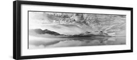 Morning Mist-Marloes Van Pareren-Framed Photographic Print