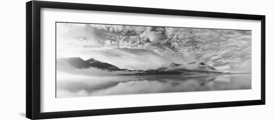 Morning Mist-Marloes Van Pareren-Framed Premium Photographic Print