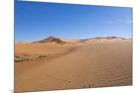 Morocco, Sahara Desert Sand Dunes in las Palmeras with Peaks and Sand-Bill Bachmann-Mounted Premium Photographic Print