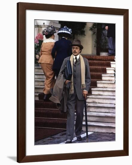 MORTE A VENEZIA / MORT A VENISE, 1971 directed by LUCHINO VISCONT Dirk Bogarde (photo)-null-Framed Photo