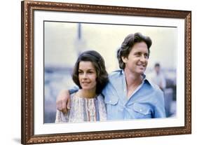 Morts suspectes Coma by Michael Crichton with Michael Douglas and Genevieve Bujold, 1978 (photo)-null-Framed Photo