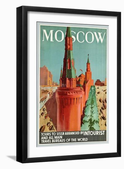 'Moscow' - Poster des russischen Resebüros 'Intourist' mit Werbung für Moskau-null-Framed Giclee Print