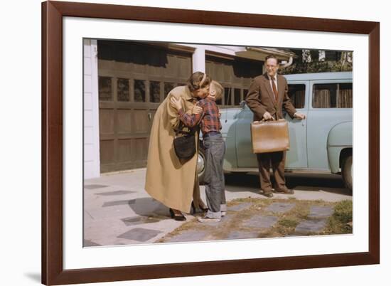 Mother and Son Saying Goodbye-William P. Gottlieb-Framed Photographic Print