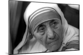 Mother Teresa-null-Mounted Photographic Print