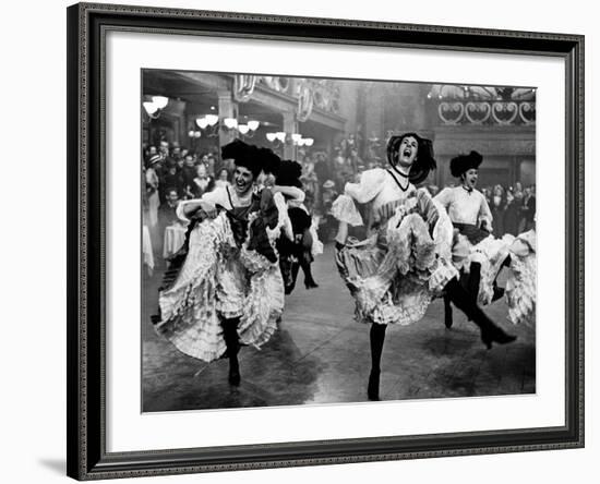 Moulin Rouge, 1952-null-Framed Photo