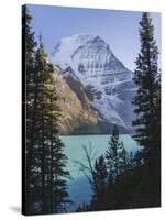 Mount Robson, UNESCO World Heritage Site, Canadian Rockies, British Columbia, Canada, North America-JIA HE-Stretched Canvas