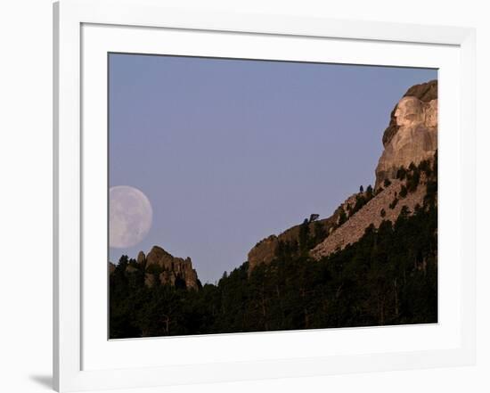 Mount Rushmore Cleaning-Charlie Riedel-Framed Photographic Print