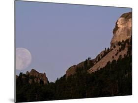 Mount Rushmore Cleaning-Charlie Riedel-Mounted Photographic Print