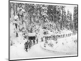 Mountain Infantrymen in the Vosges, 1918-Jacques Moreau-Mounted Giclee Print