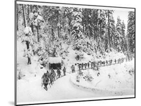 Mountain Infantrymen in the Vosges, 1918-Jacques Moreau-Mounted Giclee Print