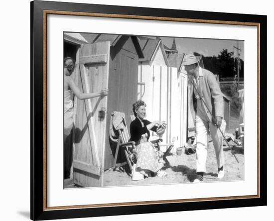 Mr. Hulot's Holiday, (aka Les Vacances De Monsieur Hulot), 1953-null-Framed Photo