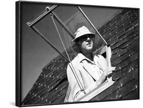 Mr. Hulot's Holiday, (aka Les Vacances De Monsieur Hulot), Jacques Tati, 1953-null-Framed Photo