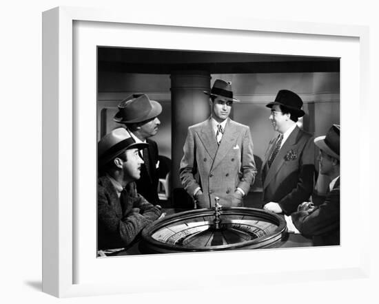 Mr. Lucky, Cary Grant, Alan Carney, 1943-null-Framed Photo