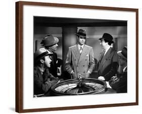 Mr. Lucky, Cary Grant, Alan Carney, 1943-null-Framed Photo