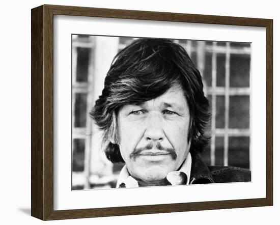 Mr. Majestyk, Charles Bronson, 1974-null-Framed Photo