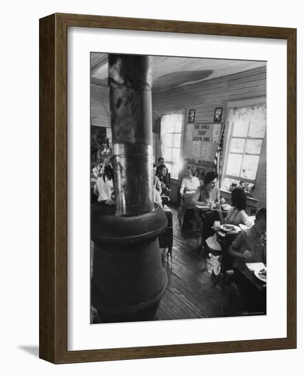 Mrs. Lyndon B. Johnson Eating Lunch with School Kids-Stan Wayman-Framed Photographic Print