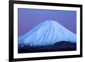 Mt Ngauruhoe at dawn, Tongariro National Park, Central Plateau, North Island, New Zealand-David Wall-Framed Photographic Print