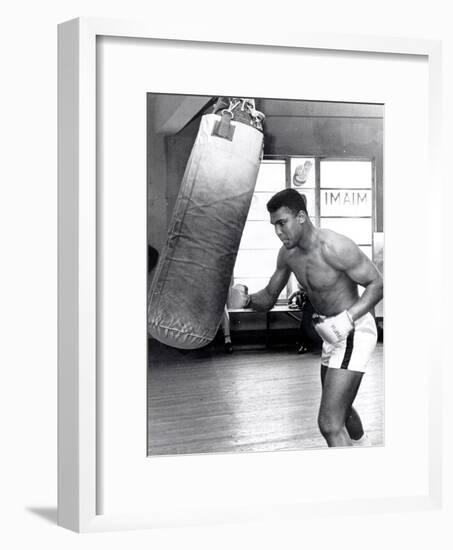 Muhammad Ali Training at the 5th Street Gym, Miami Beach, 27 September 1965-null-Framed Photographic Print