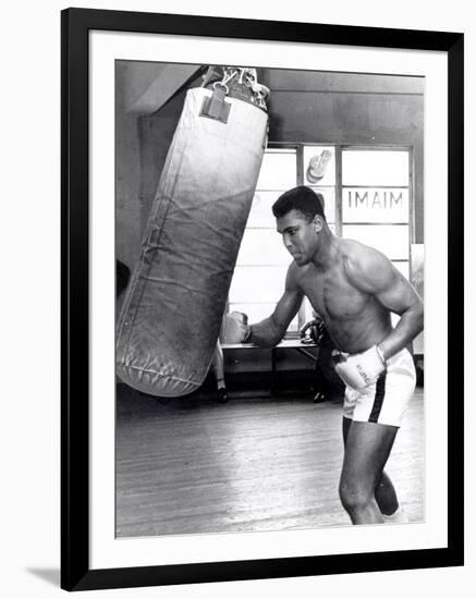 Muhammad Ali Training at the 5th Street Gym, Miami Beach, 27 September 1965-null-Framed Photographic Print