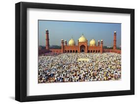 Muslim Gathering for Eid Prayers at Badshahi Masjid, Lahore, Pakistan-Yasir Nisar-Framed Photographic Print