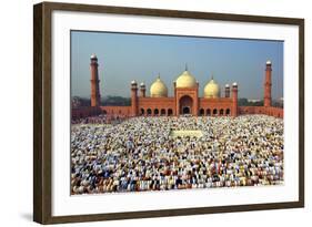 Muslim Gathering for Eid Prayers at Badshahi Masjid, Lahore, Pakistan-Yasir Nisar-Framed Photographic Print