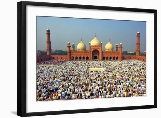 Muslim Gathering for Eid Prayers at Badshahi Masjid, Lahore, Pakistan-Yasir Nisar-Framed Photographic Print