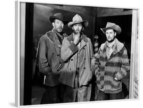 MY DARLING CLEMENTINE, 1946 directed by JOHN FORD Ward Bond, Henry Fonda and Tim Holt (b/w photo)-null-Framed Photo