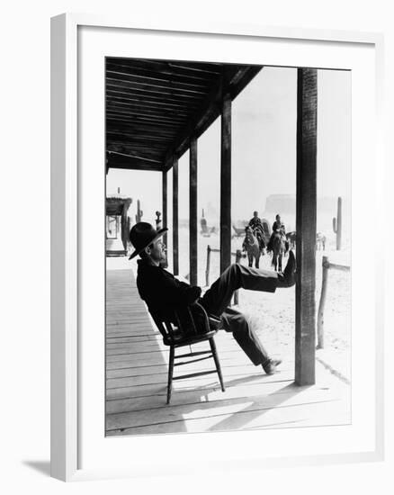 My Darling Clementine, Henry Fonda As Wyatt Earp, 1946-null-Framed Photo