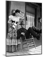 My Darling Clementine, Linda Darnell, Henry Fonda (As Wyatt Earp), 1946-null-Mounted Photo