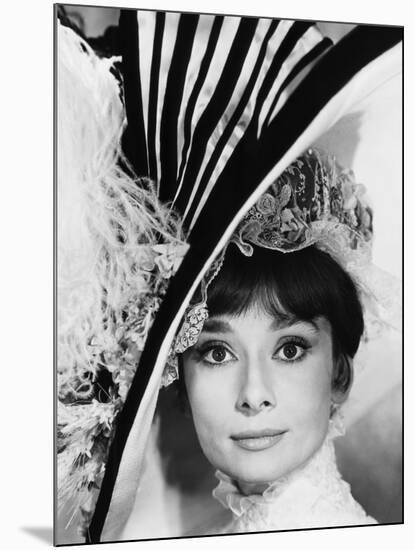 My Fair Lady, Audrey Hepburn, 1964-null-Mounted Photo