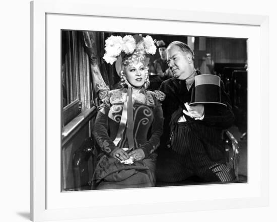 My Little Chickadee, Mae West, W.C. Fields, 1940-null-Framed Photo