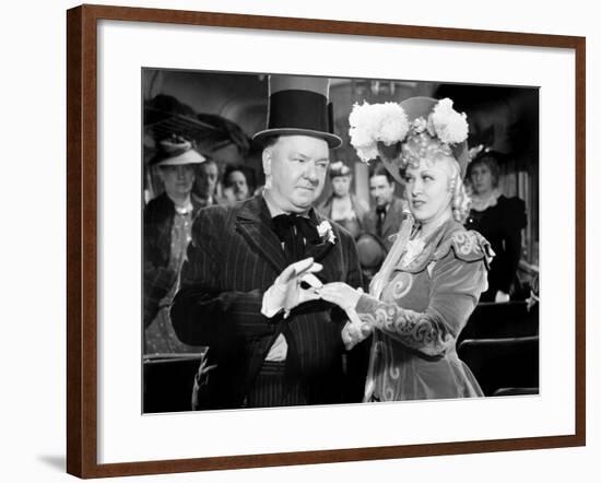 My Little Chickadee, W.C. Fields, Mae West, 1940-null-Framed Photo