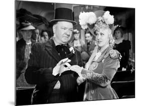 My Little Chickadee, W.C. Fields, Mae West, 1940-null-Mounted Photo