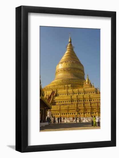 Myanmar. Bagan. Nyaung U. Shwezigon Pagoda-Inger Hogstrom-Framed Photographic Print